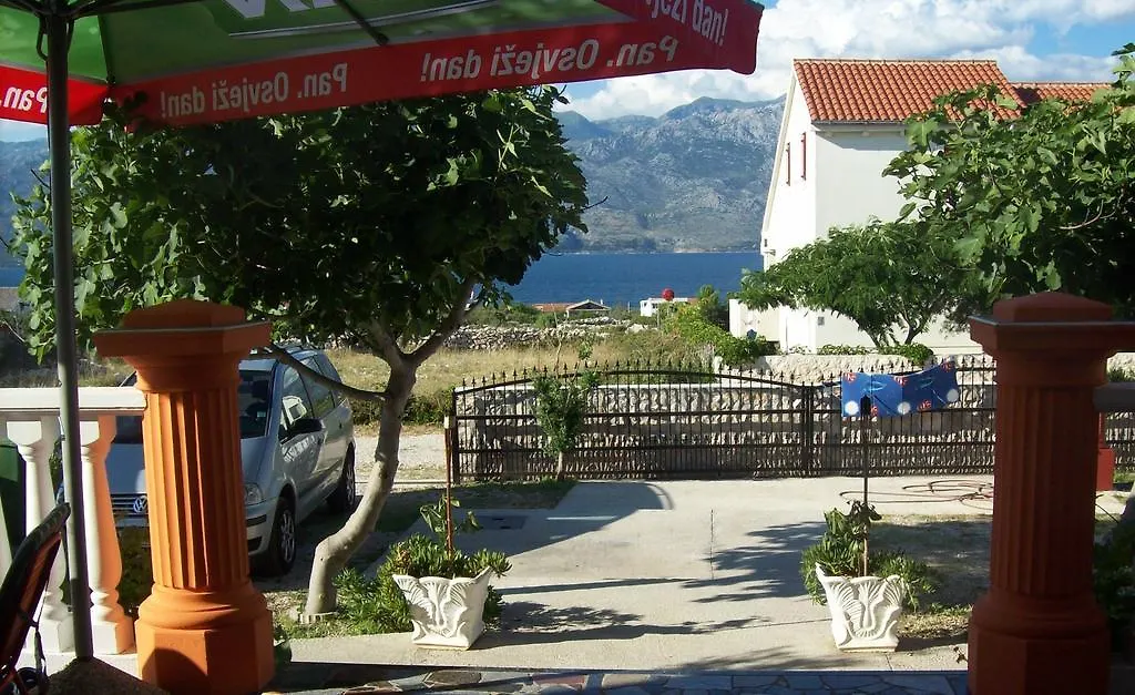 Apartments Villa Venera Ražanac Kroatien