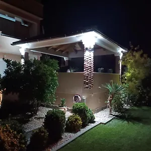 https://apartments-luka.primorje-gorskikotar.com